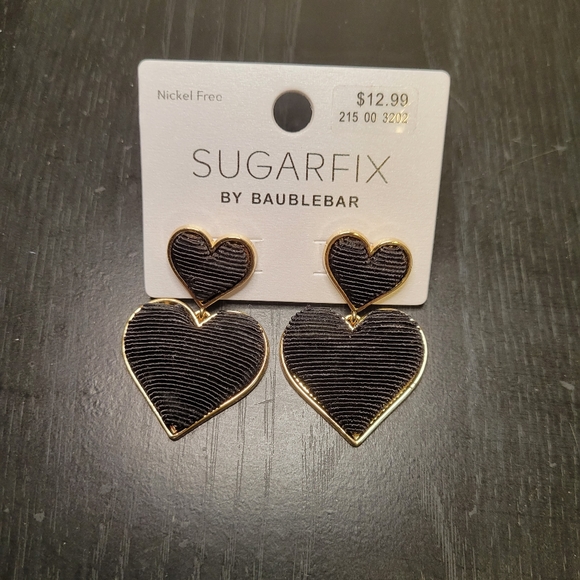 sugarfix Jewelry - 🔴 SOLD ELSEWHERE Black heart dangling earrings